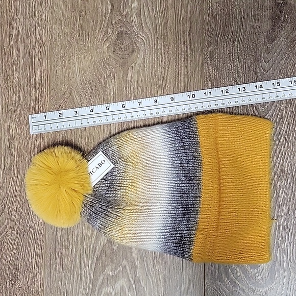 Mustard yellow ombre toque with polar fleece lining. Soft winter hat, plush hat - Picture 7 of 7